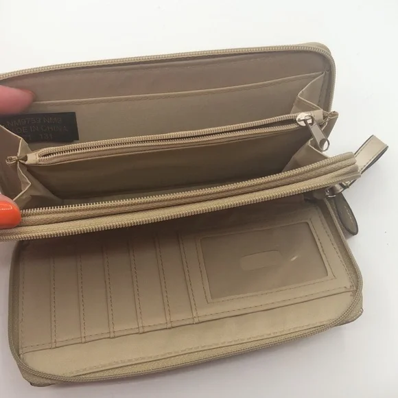 Nicole by Nicole Miller purse with Matching Wallet - Picture 9 of 14